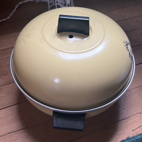 Vintage West Bend Serving Oven 3-Pc Multi-Purpose BUN WARMER & SERVER ~ USA - Picture 12 of 16